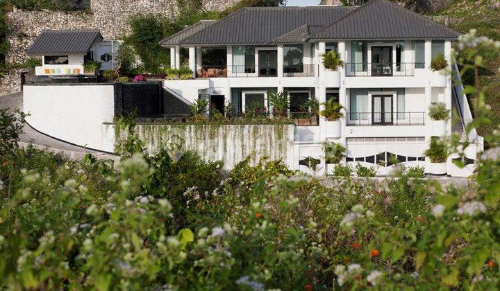 Vila Jl. Goa Gong Jimbaraan Badung Bali 34 M Nego. Vila Jl. Goa Gong Jimbaraan Badung Bali 34 M Nego.