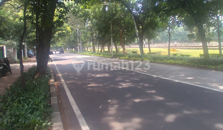 Cheap Land 50 Million IDR per m² in Menteng