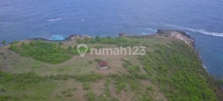 Cliff Front Smoke Beach South Direction 2.25 Million/M Cliff Front Smoke Beach South Direction 2.25 Million/M