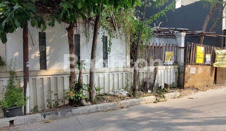 Rumah Tua Hitung Tanah Greenville Jakarta Barat