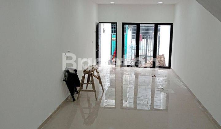 Rumah Baru Siap Huni 3,5 Lantai Jelambar 2