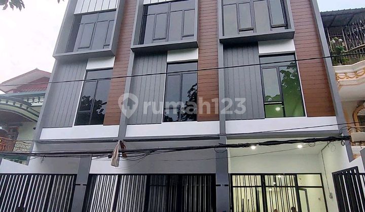 Ruko Material Premium Finishing Halus 4½ Lantai Jelambar Ruko Material Premium Finishing Halus 4½ Lantai Jelambar