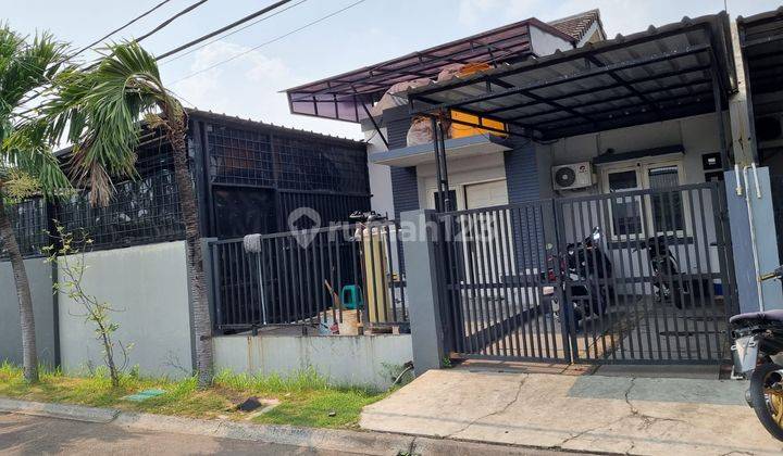 Rumah Hoek di Cluster Ifolia Harapan Indah Bekasi  1