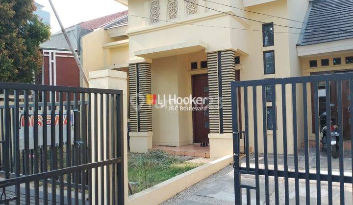  Rumah Siap Huni Di Cluster Aralia Harapan Indah Bekasi 1