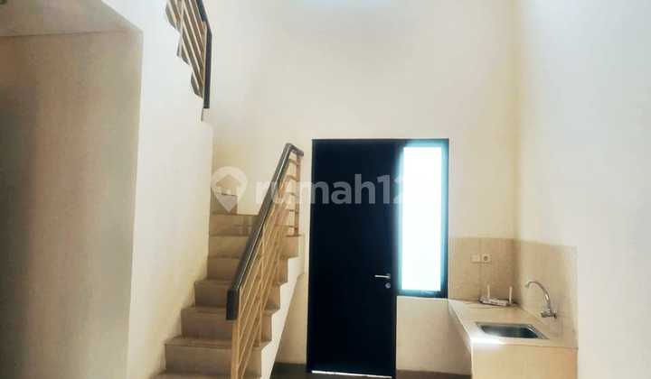Disewakan Rumah Cluster Shinano 2 Lantai di Jc Jakarta Timur