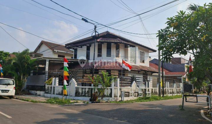 Rumah hook di perumahan billymoon jakarta timur 1