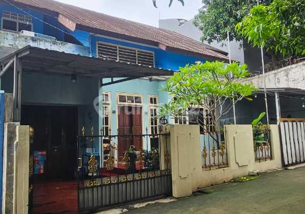Dijual Rumah Siap Huni di Perumahan Taman Pondok Gede , Jakarta 2