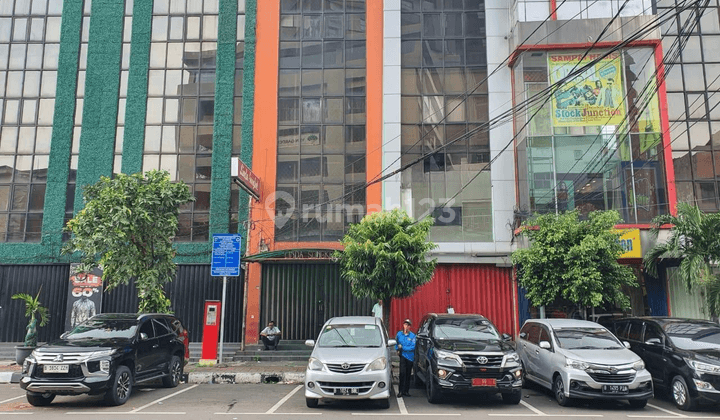 Ruko di Jl Pintu Air 5 Pasar Baru , Jakarta Pusat  1