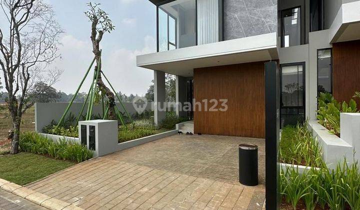 Rumah 2 lantai mewah kota mandiri fasilitas lengkap  1