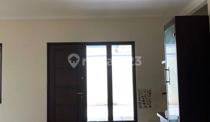 Disewakan Rumah Hook di Cluster Aralia Harapan Indah 8