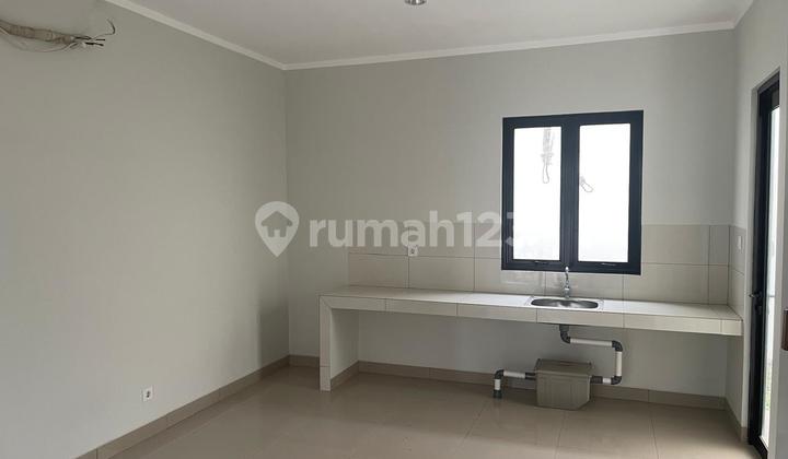 Disewakan Rumah Siap Huni di Sumarecone Crown Gading Bekasi 2