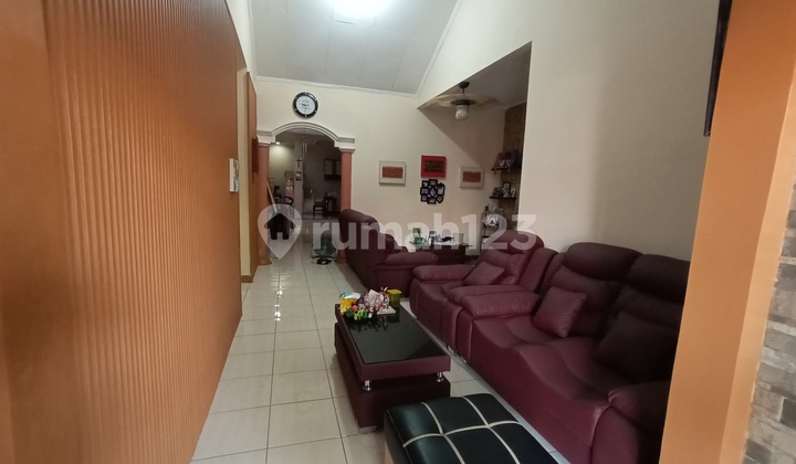 Dijual Rumah 2 Lt Di Taman Sari Harapan Indah  2