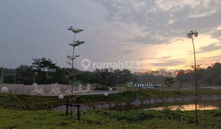 Rumah Sewa bagus di Red Terracotta Citra Grand Semarang 4