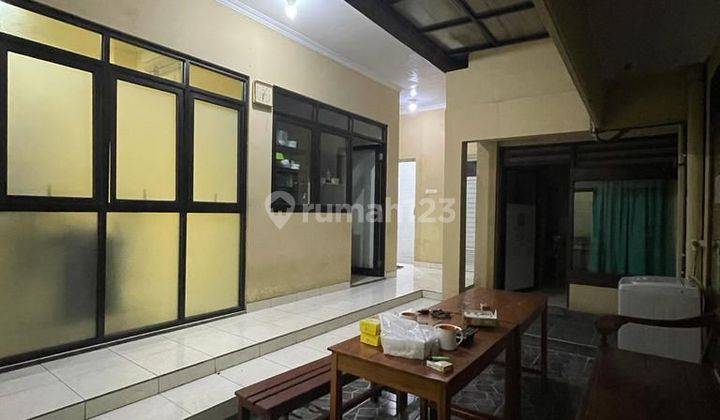 Rumah Jalan Erlangga Tengah Kota Luas dan Siap Pakai 2