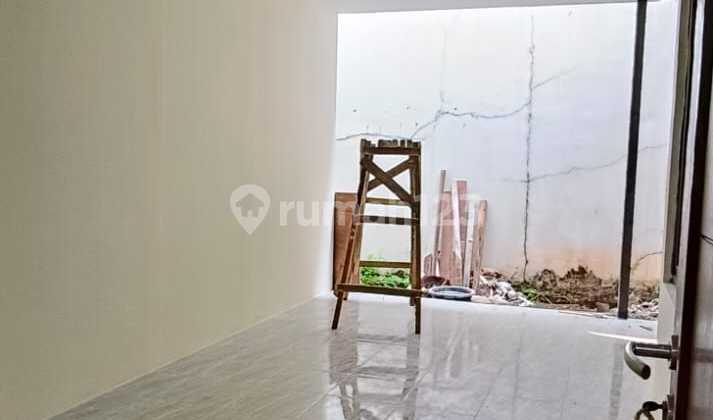 Rumah Disewa Cluster Aralia Bebas Banjir Harapan Indah Bekasi 2