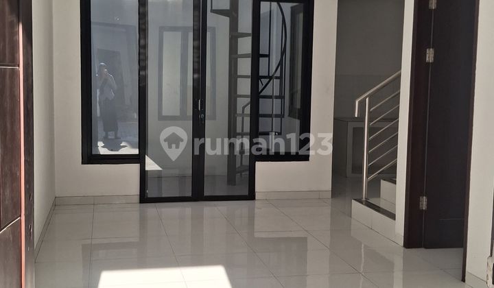 Tinggal Satu Satunya Dijual Murah Bingiiittsss!! Dan Bagus 2lt Cluster Unicorn Depan Green Ara Harapan Indah 2 Bekasi 2