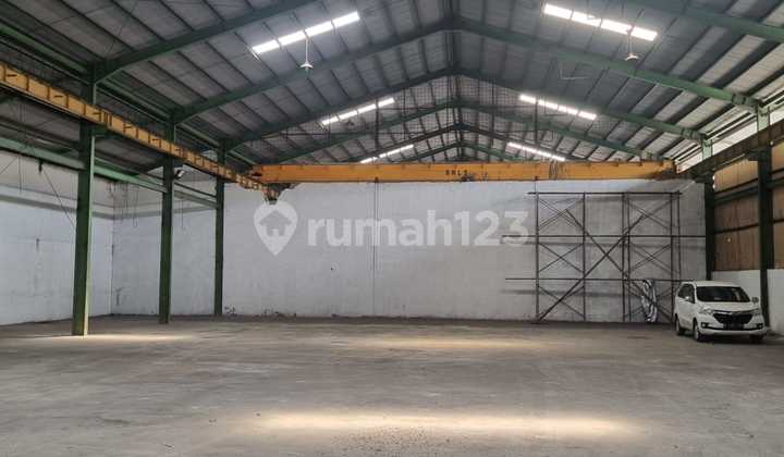 Warehouse For Rent in Cakung, Area 1200m2, Near Cakung Toll Gate Warehouse For Rent in Cakung, Area 1200m2, Near Cakung Toll Gate