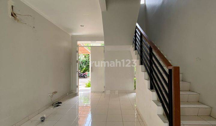 Disewa Rumah Cluster Magnolia Di Sumarecon Bekasi Bagus Jarang Ada. 2