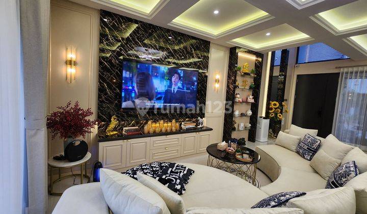 Dijual Rumah Attic Brand New Wisteria Keppeland Furnished By Designer, Metland Menteng.  2