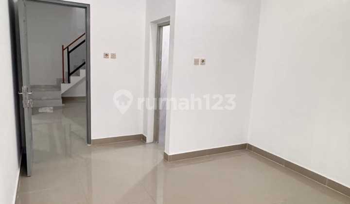 For Sale House Front Block Flood-Free 2