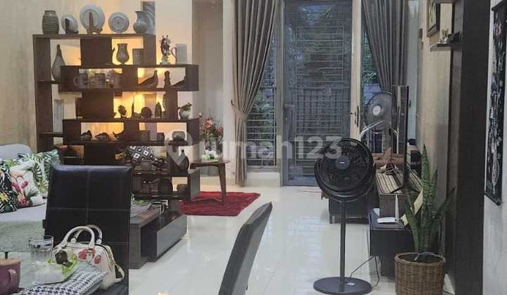 Quick Sale House in Ifolia Cluster 144m2 Area, Harapan Indah Bekasi. Quick Sale House in Ifolia Cluster 144m2 Area, Harapan Indah Bekasi.