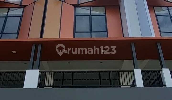 For Rent Shop House at Summarecon Crown Gading West Bekasi. 2