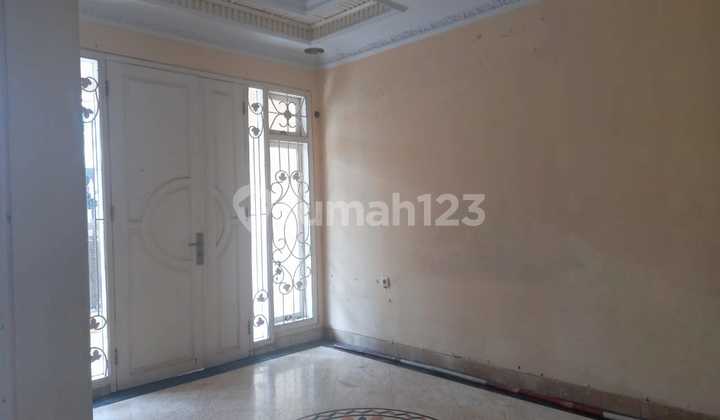 House for Rent at Dipulo Asem 3 Floors Inside Complex Flood-Free