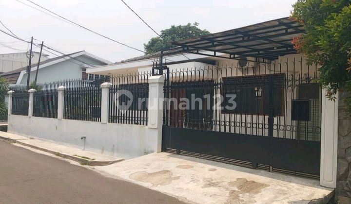 Rumah Luas 1 Lantai Di Taman Kedoya Baru, Jakarta Barat 1