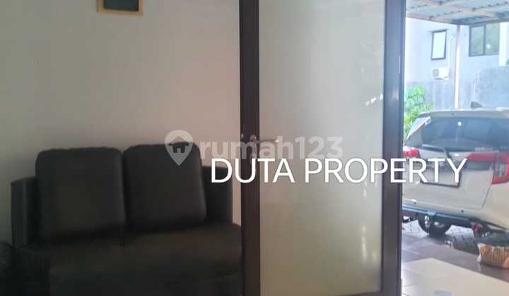 Ready-to-Occupy Shop House for Rent and Suitable for Business