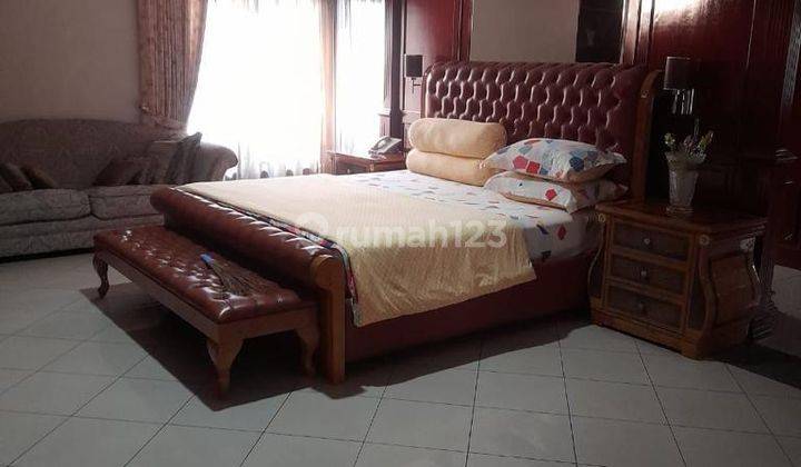 Rumah Cluster Mewah Lingkungan Asri di Raffles Hills  18