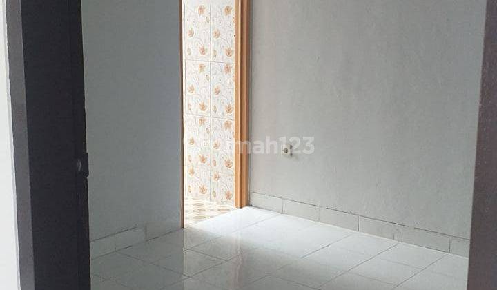 Rumah Bagus 2 Lantai Jual Bu Lokasi Strategis di Kota Wisata