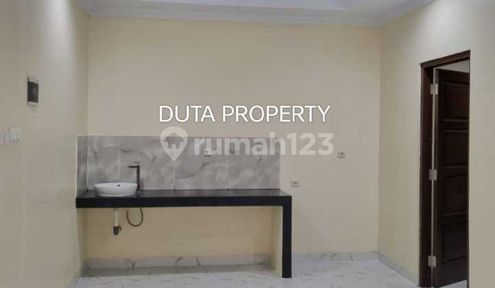 Rumah Besar Dan Bagus Siap Huni  2