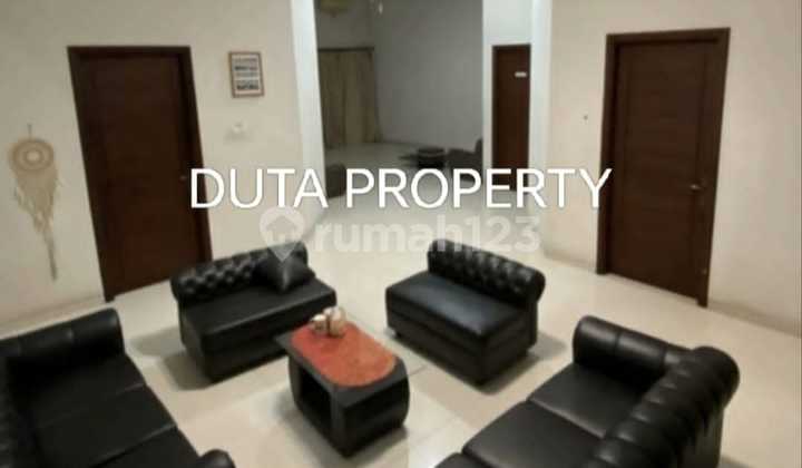 Rumah Mewah Besar Siap Huni di Boulevard Rumah Mewah Besar Siap Huni di Boulevard