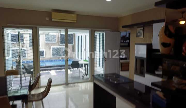 Nice And Ready To Live House, Corner Position And Has A Swimming Pool Nice And Ready To Live House, Corner Position And Has A Swimming Pool