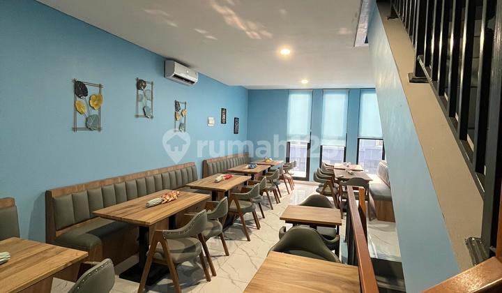 Attached Shop House, Good and Ready to Live In 2