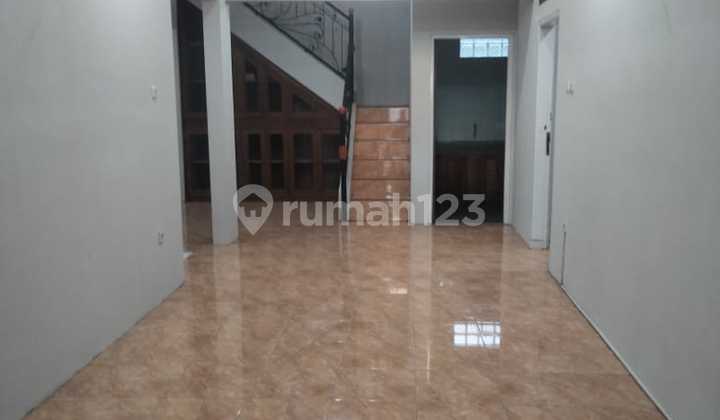 For Sale Comfortable House in Bumi Adipura Bandung 2