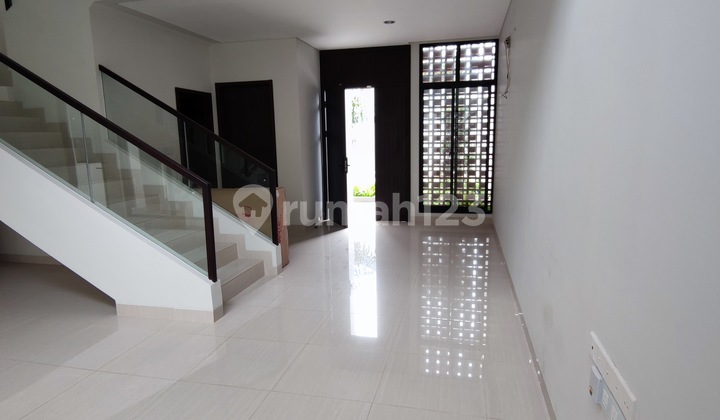Dijual Cepat Rumah Cluster Emily Type Elora Summarecon Bandung 2