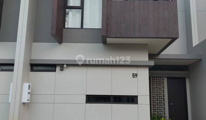 Rumah 2 Lantai Full Furnish Di Komplek Summarecon Bandung 1