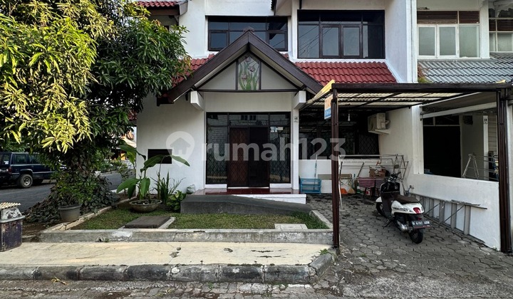 Well-Maintained House in a Complex on JAKARTA BANDUNG St.