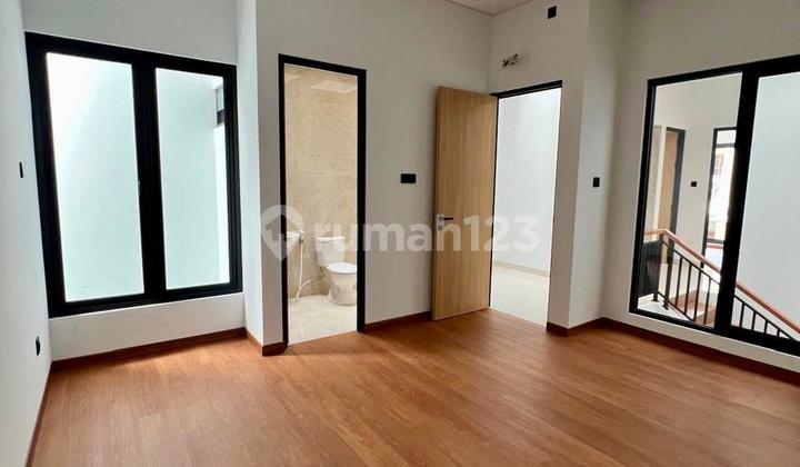 Rumah Bagus 2 Lantai di Pasirluyu Bandung