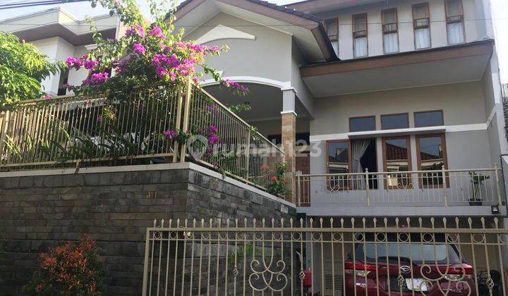 Rumah Cantik Asri di Pondok Hijau Bandung 1