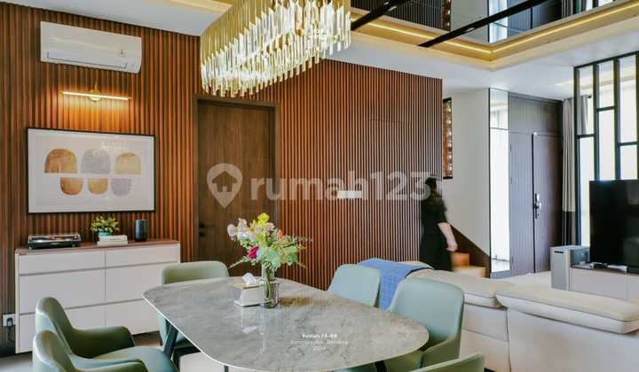 Rumah bagus di cluster emily summarecon bandung