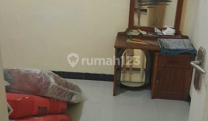 Well-Maintained Ready-to-Live House in Arcamanik, Bandung 2