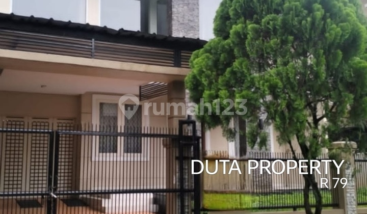 Rumah Sewa Siap Huni Daerah Strategis Semi Furnish di Raffles Hills