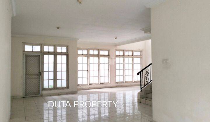 Rumah Klasik 2 Lantai 5 Kamar Tidur Lingkungan Aman Fekat Akses Tol Di Legenda Wisataaman  2
