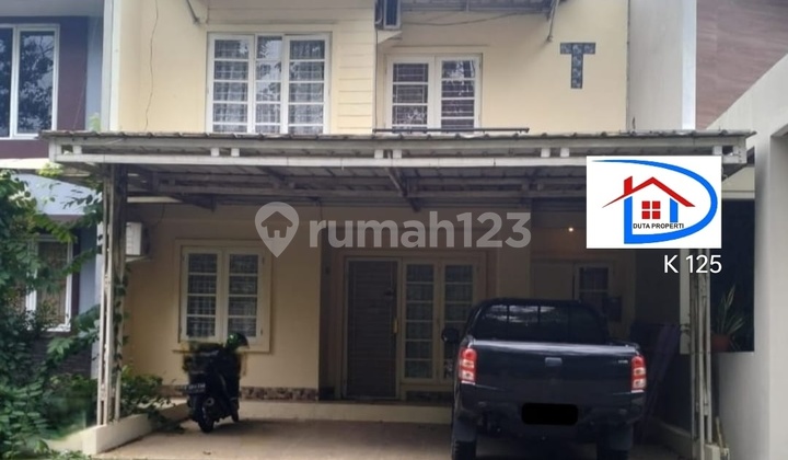 Ready-to-Live 2-Story Semi-Furnished House Facing a Park in Kota Wisata.