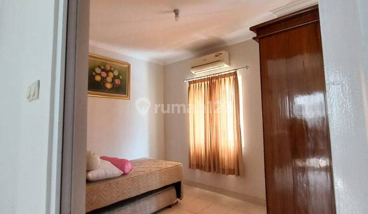 Rumah 2 Lantai Bagus Unfurnished di Raffles Hills , Jakarta Timur 3