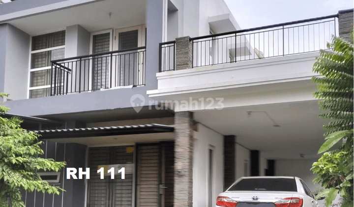 Rumah Bagus 2 Lantai Strategis di Raffles Hills 1