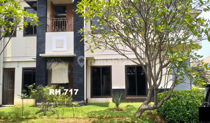 Rumah Mewah Lokasi Strategis Dan Nyaman di Raffles Hills  1