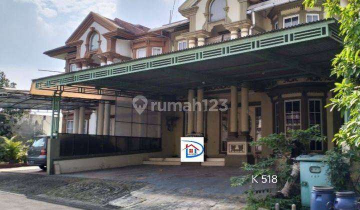 Rumah cantik 2 lantai siap huni di dalam cluster elite Kota Wisata Cibubur 1